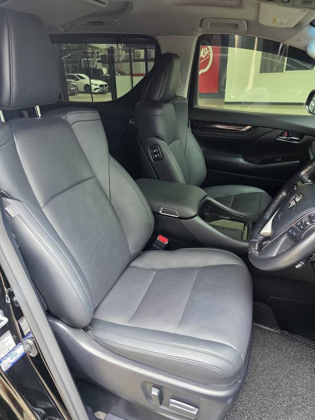 Toyota ALPHARD 2.5SC PACKAGE สีดำ ปี 2021 ไมล์ 79,000 กม.  6