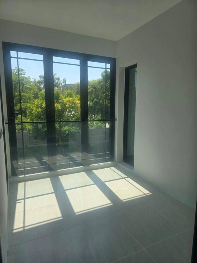 For rent, luxury 3-storey townhouse, Baan Klang Muang Classe Sukhumvit 77, new house, 1st hand, near BTS On Nut, On Nut 21 9