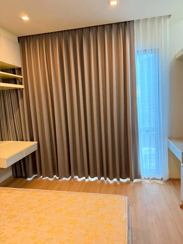 Noble Reflex Phaholyothin 16