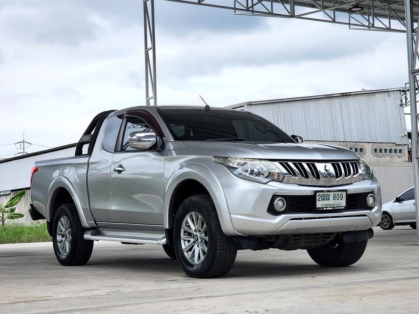  Mitsubishi Triton Cab 2.4 Top pushstart  A/T  ปี 2017 จด 2018 3