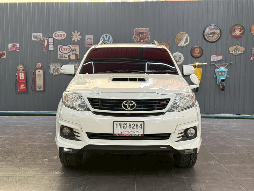 TOYOTA FORTUNER 3.0 TRD Sportivo 4WD ปี2014 รถสายลุย ออพชั่นจัดเต็ม  พร้อมใช้งาน 