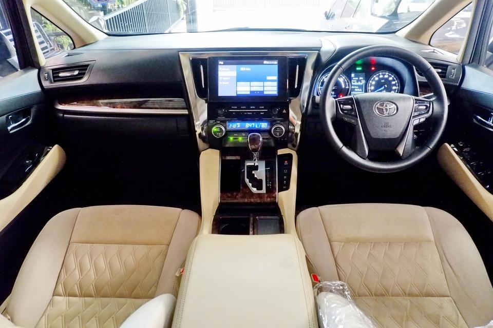 Toyota vellfire 2.5 hybrid X ปี 2021 ไมล์ 86,000 km 11
