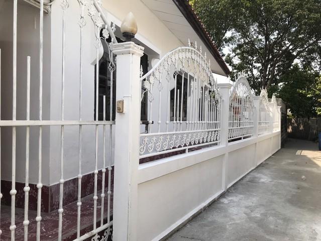 บ้านเดี่ยวเมืองสมุทรสาครให้เช่า และขาย 36 วา ชั้นเดียว ต.บางหญ้าแพรก เข้าออกได้หลายเส้นทาง น้ำไฟพร้อม 3