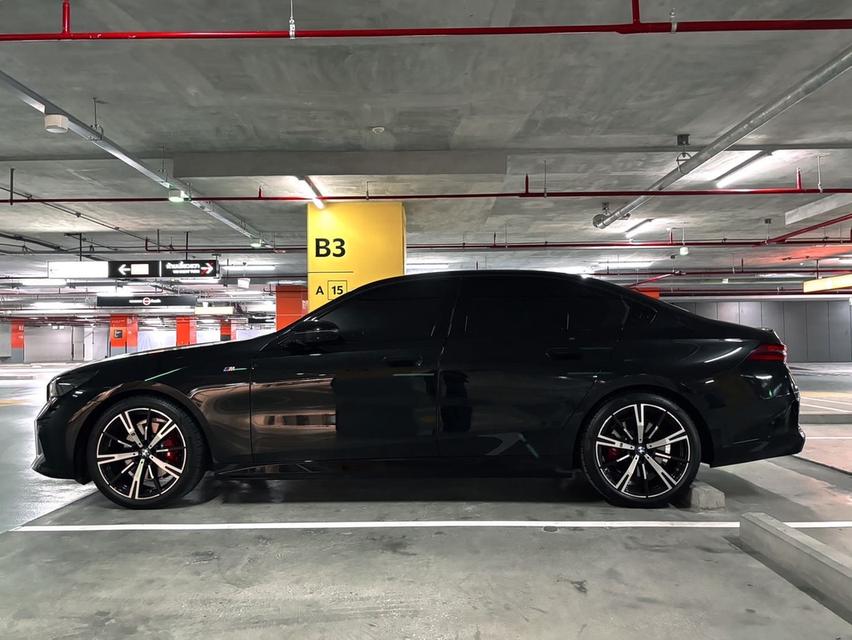 2024  Bmw 520d M Sport Pro (G60)🌟 5