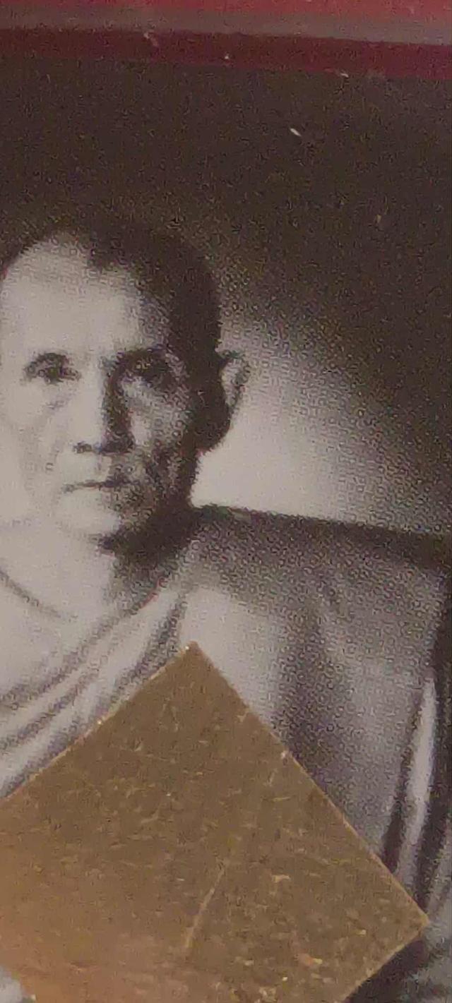 รูปถ่ายยันต์คู่หลวงพ่อกวยปี 2558 9