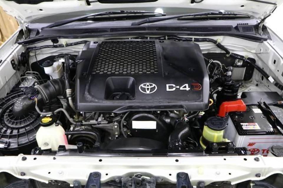 1B33-101 TOYOTA VIGO 3.0 G  2013 3