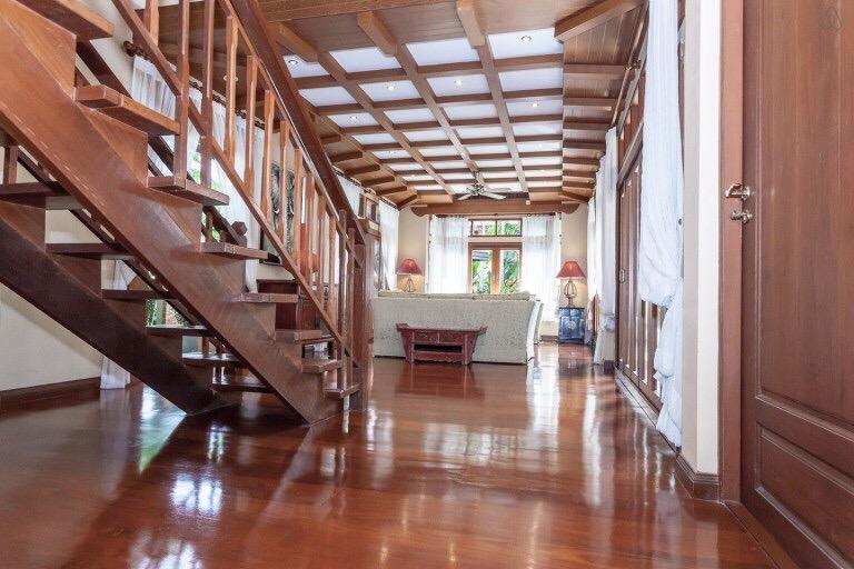 พูลวิลล่า หมู่บ้านดาราวดี 12