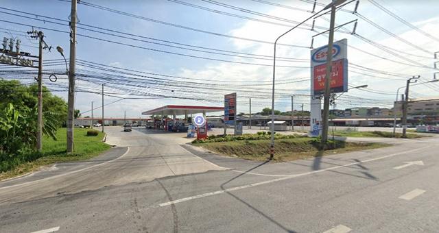 สี่แยกลำผักชี ให้เช่า อาคารพาณิชย์ 4 ชั้น ถนนสุวิทวงศ์ 23-33 ตลาดสด ค่าเช่า 1-2 คูหา 20 ตรว. 300ตรม. 7-11 หนองจอก 5