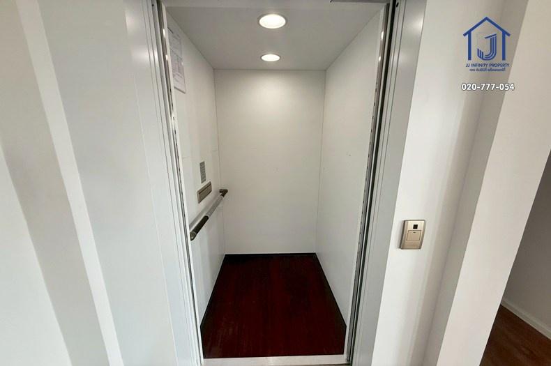 ขายโฮมออฟฟิศ 3.5 ชั้น บริทตัน ซอยลาดพร้าว 41 แยก 16 พร้อมลิฟต์ส่วนตัว ใกล้MRT สถานีภาวนา 13