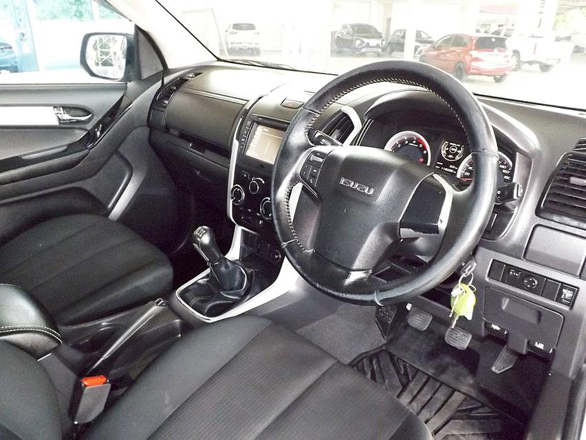 รหัสรถ KCY2549 📌 ISUZU D-MAX HI-LANDER CAB 4 1.9Z DVD เกียร์ธรรมดา ปี 2018 รูปที่ 11