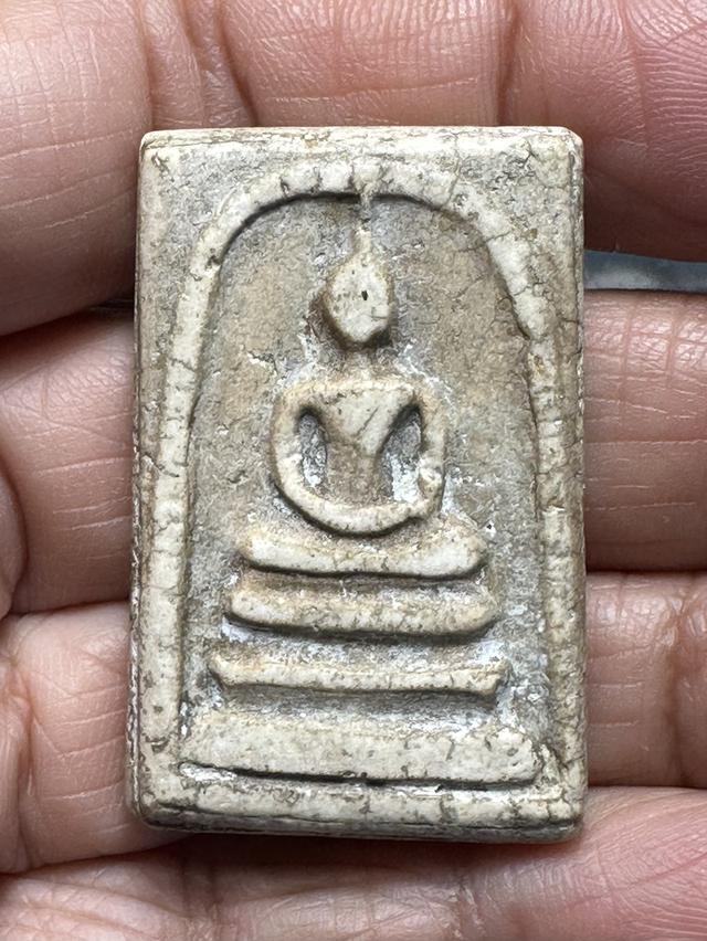 พระสมเด็จพิมพ์ใหญ่  พระผ่านการบบูชา