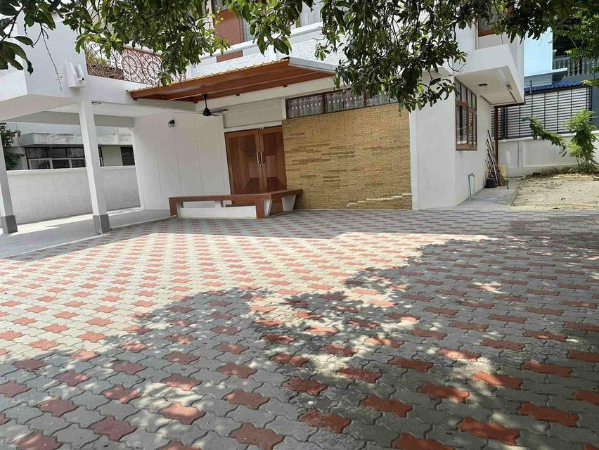 B1040 ให้เช่าบ้านเดียว ถนนสุขุมวิท101/1 ซอยวชิรธรรมสาธิต57 2