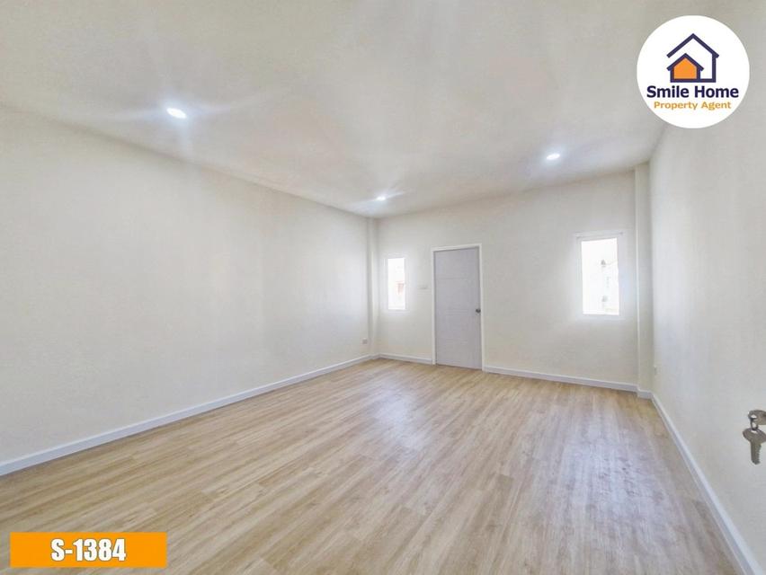 ลัลลี่วิลล์2 (ซอยมังกร)ศรีนครินทร์ เทพารักษ์ รีโนเวทใหม่พร้อมอยู่ 7