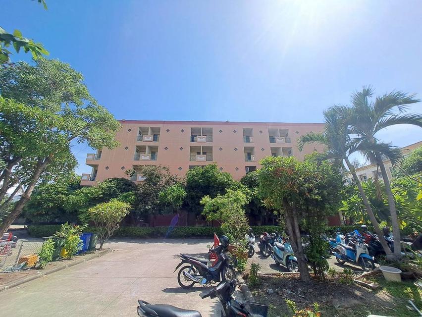 อพาร์ทเม้นตั้งอยู่ในนิคมอุตสาหกรรม อมตะนคร บนที่ดิน 1.5 ไร่ 3