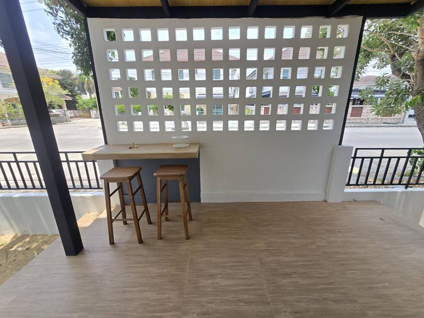 หมู่บ้านนนทวีวิลล์5 ถนนมิตรไมตรี คู้ซ้าย หนองจอก บ้านเดี่ยว2ชั้น หลังมุม 12