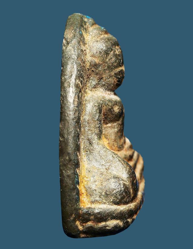 หลวงพ่อโต บางกระทิง เนื้อชินตะกั่ว เก่าๆ 3