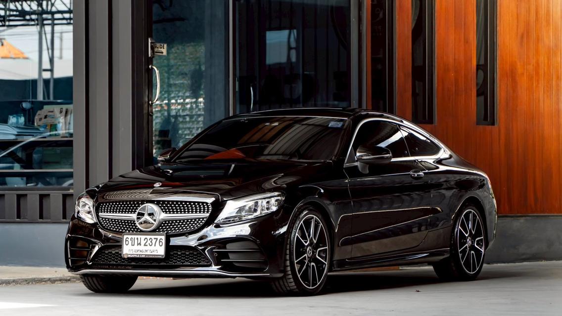 Mercedes-Benz C200 Coupe AMG Dynamic 2022 สีดำ ไมล์น้อย