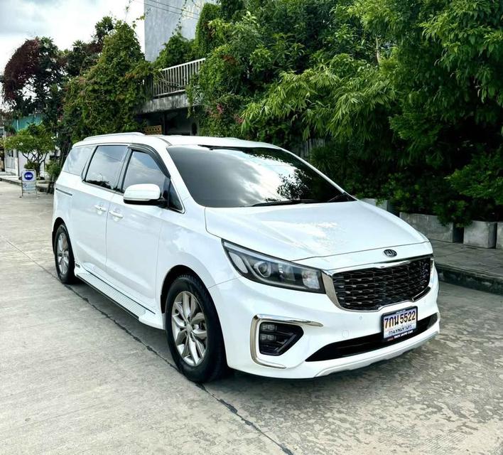 Kia Carnival รถ 11ที่นั่ง คุณภาพดี 