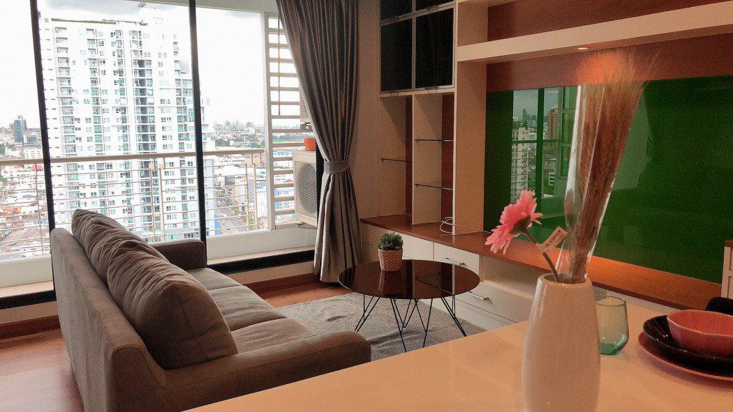 รูป ขาย คอนโด 1 ห้องนอน บ้านกลางกรุง สยาม-ปทุมวัน คอนโดมิเนียม 55 ตรม. ขายพร้อมผู้เช่า  ซื้อปุ้ป รับเงินค่าเช่าได้ทันที