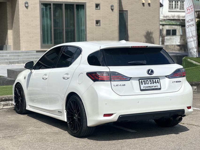 Lexus CT200h F-SPORT แท้ รถศูนย์ ปี 2013 เข้าศูนย์ตลอด 8