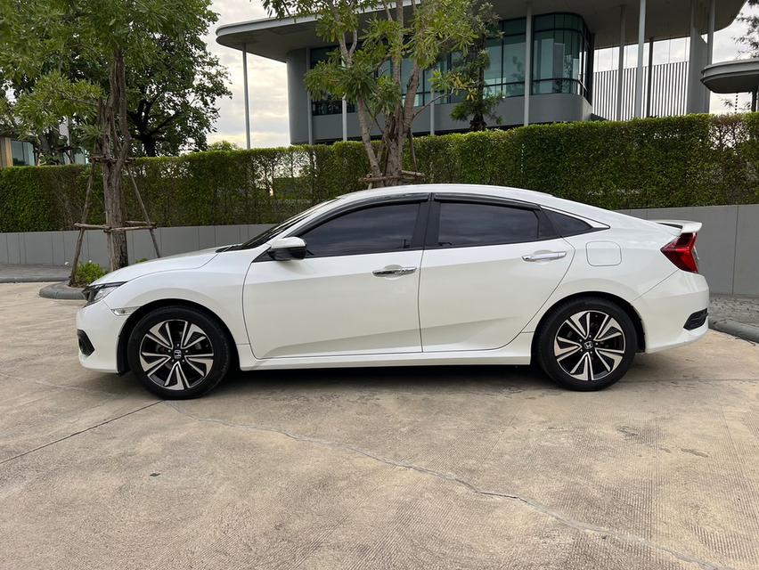 CIVIC FC 1.5 turbo ปี2018 มือเดียวป้ายแดง 8