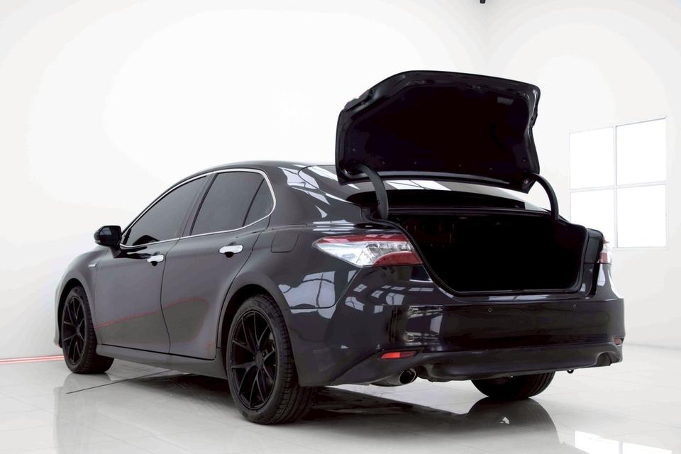 ð TOYOTA CAMRY 2.5 HV PREMIUM AT āļāļĩ 2019 āļĢāļđāļāļāļĩāđ 5