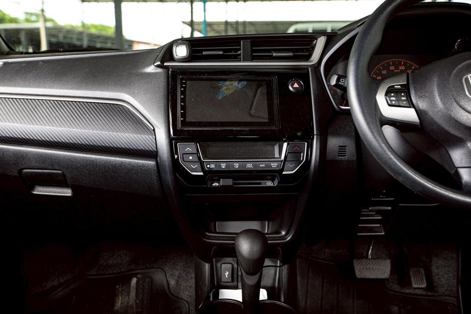 Honda Brio 1.2V ปี18 12