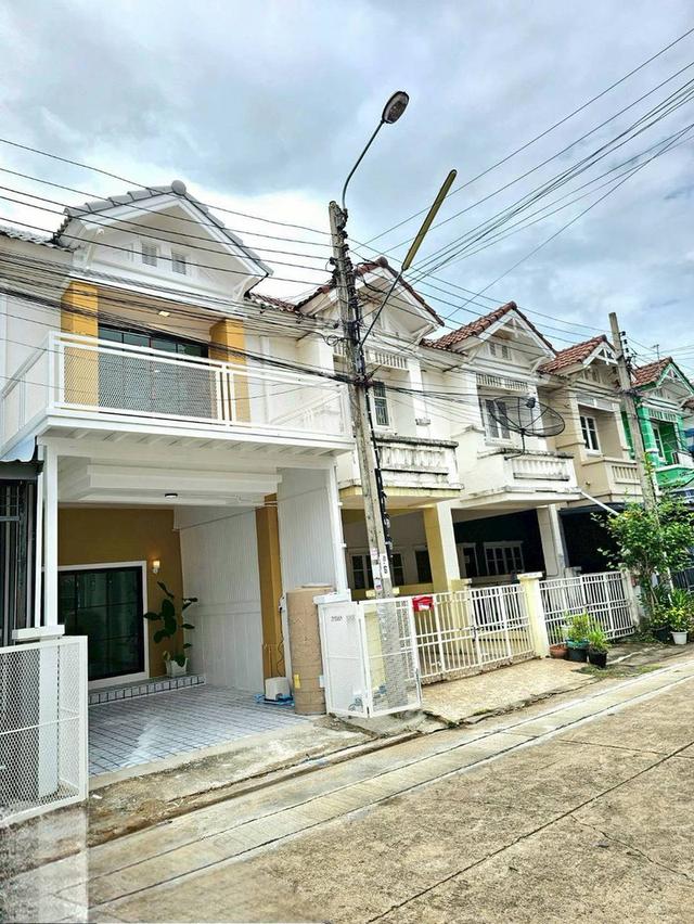 หมู่บ้านปิยวรารมย์เฟส3