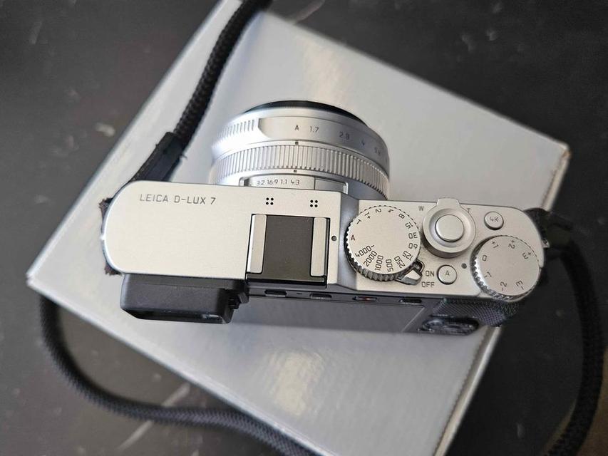 Leica D-Lux 7 ครบกล่อง 3