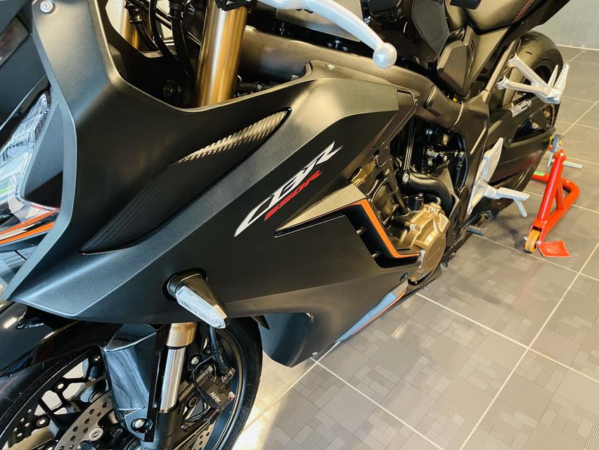 Cbr650r/2022 17