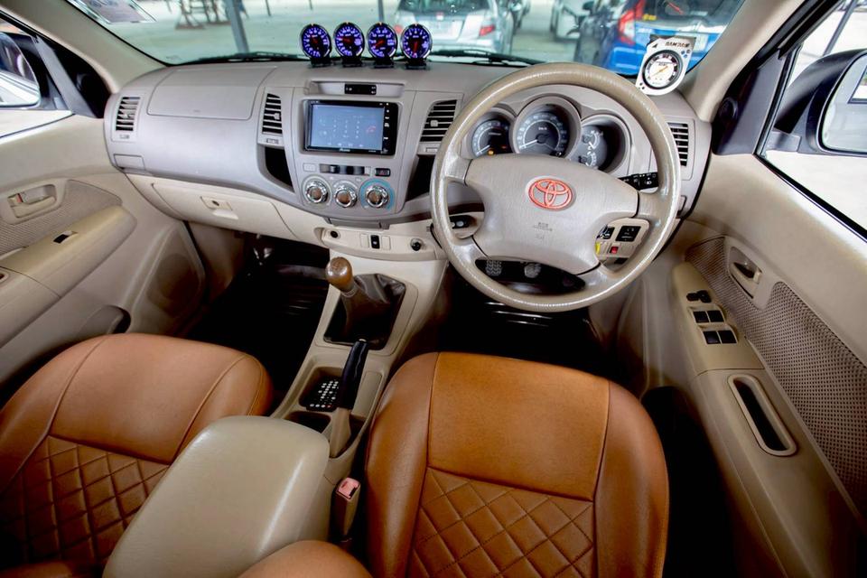 Toyota Vigo Double Cab 4 ประตู 3.0E ดีเซล เกียร์ ธรรมดา ปี 2006 สีขาว  14