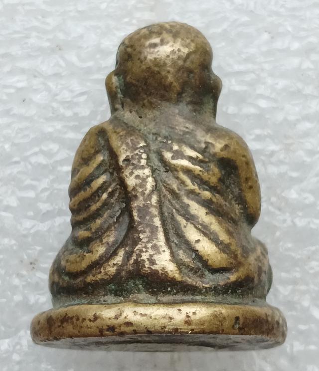 หลวงพ่อเงิน พิมพ์นิยม B รูปที่ 2