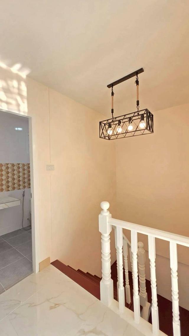 หมู่บ้านบัวทองธานีพาร์ควิลล์1  ซอยกรมที่ดินบางบัวทองทาวน์เฮาส์ 2 ชั้น ตกแต่งใหม่พร้อมอยู่  ทำเลดี พร้อมของแถมอีกหลายรายการ 15