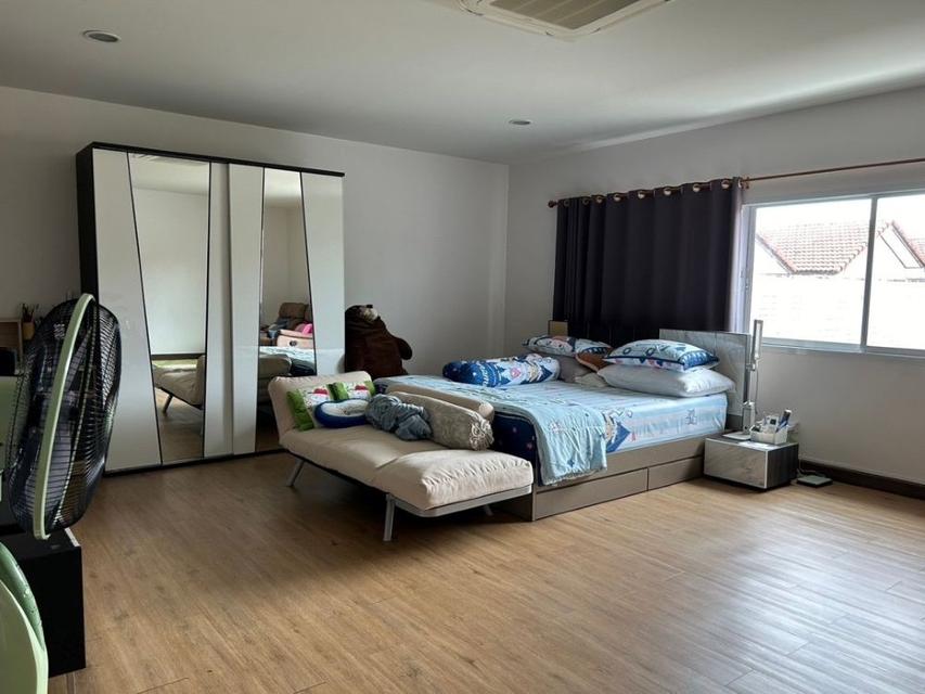 ขายบ้านเดี่ยว 2 ชั้น หมู่บ้านปริญญดา เพชรเกษม - กาญจนาภิเษก เฟอร์นิเจอร์ครบพร้อมอยู่  8