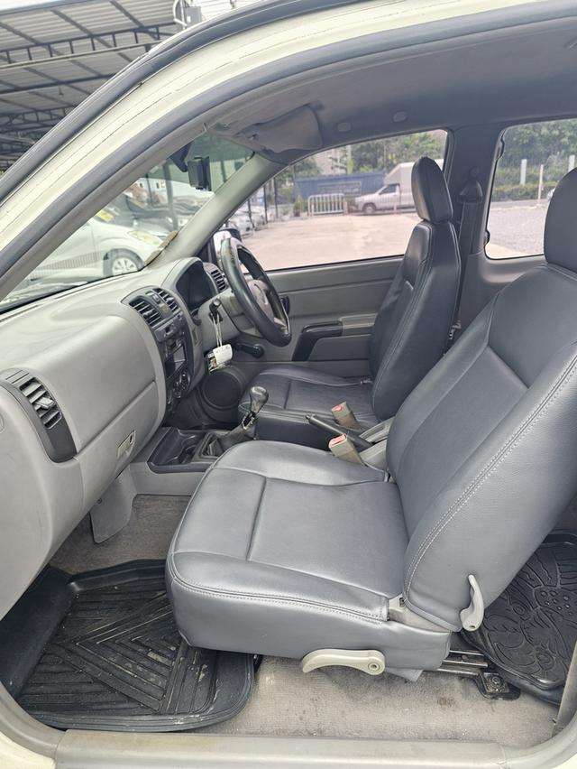 ISUZU D-MAX CAB 2500CC ดีเซล MT 2003เครื่องดีเกียร์ดี เข้าชิด มือเดียวสายจอดตากแดดไมล์น้อย 110,000 กิโล แอร์เย็น ไม่เ รูปที่ 14