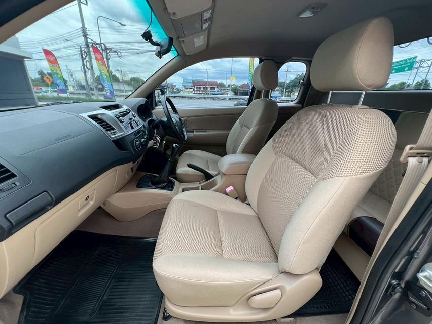 ปี 2014 TOYOTA HILUX VIGO, 2.5 E รถบ้านเจ้าของเดียว 11