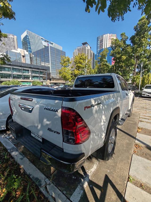 รถกระบะ โตโยต้า รีโว่ รูปที่ 2