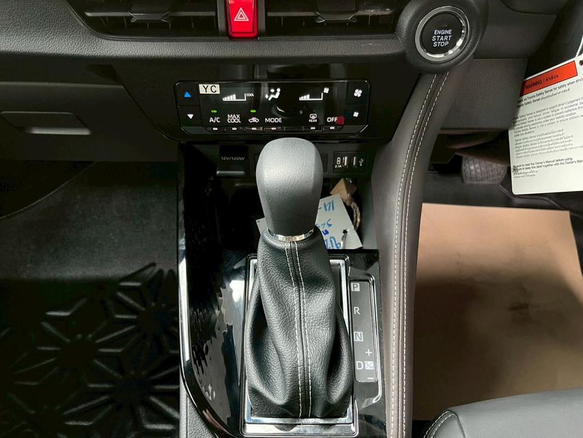 Toyota Yaris 1.2 ATIV Smart CVT ปี 2025 วิ่งน้อย 10,xxx กม.