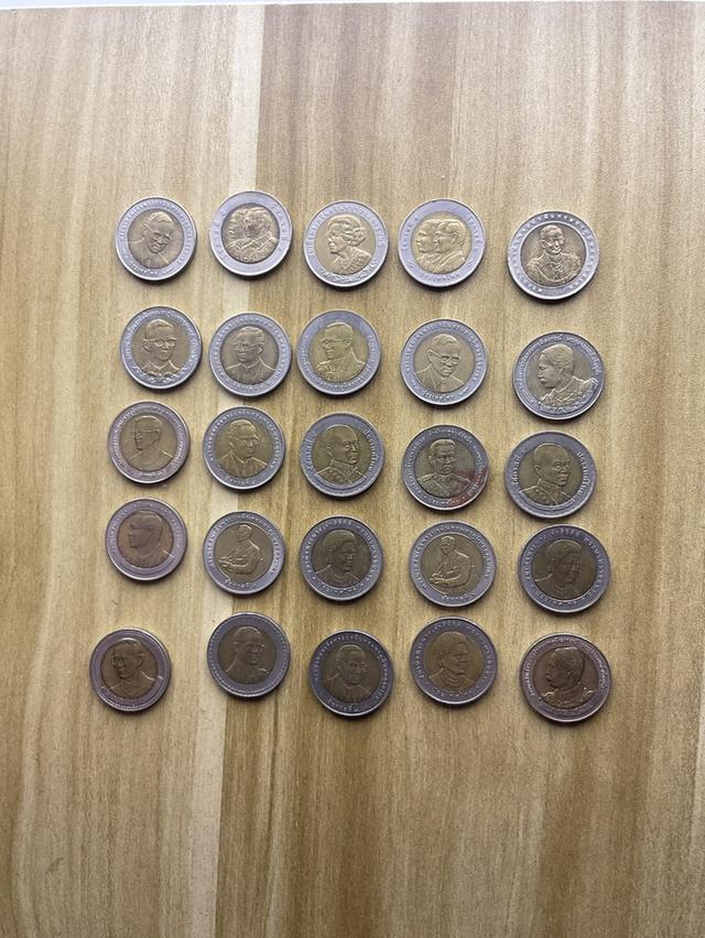 เหรียญ 10 วาระต่างๆ25 เหรียญ เหรียญทรงผนวช 2 เหรียญ