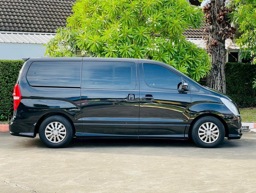 HYUNDAI H-1 2.5 ELITE ปี 2017 2
