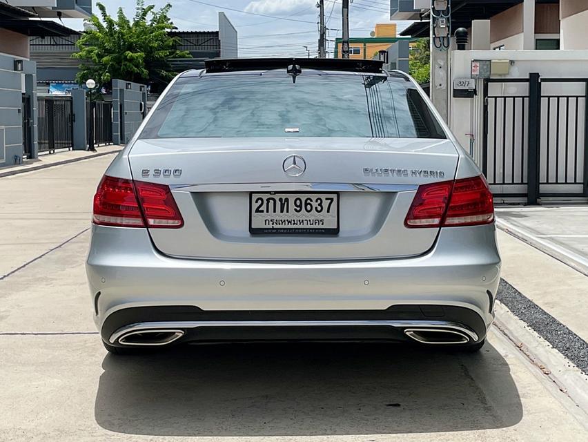 Mercedes-Benz E300 2.2 Bluetec Hybrid AMG Dynamic ปี 2013 รูปที่ 4