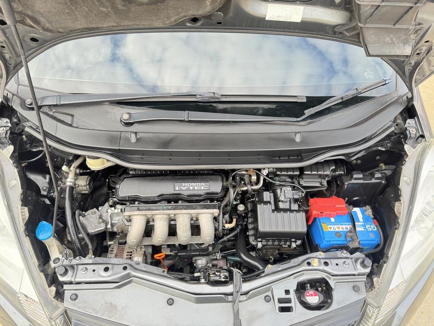 Honda Jazz Ge 2011 AUTO 17