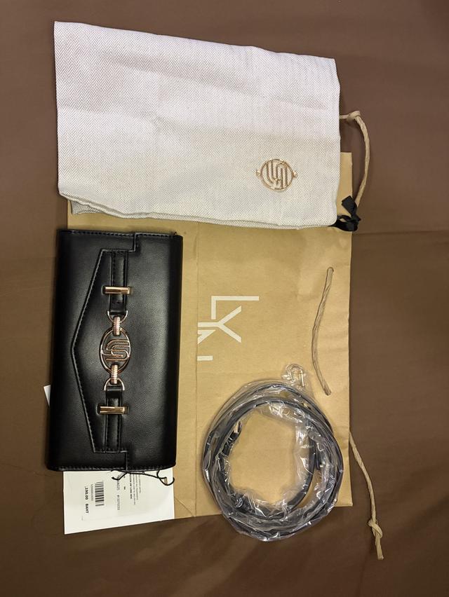 กระเป๋าสะพายข้าง lyn พร้อมสายสะพายข้าง ถุงผ้า ถุงกระดาษ