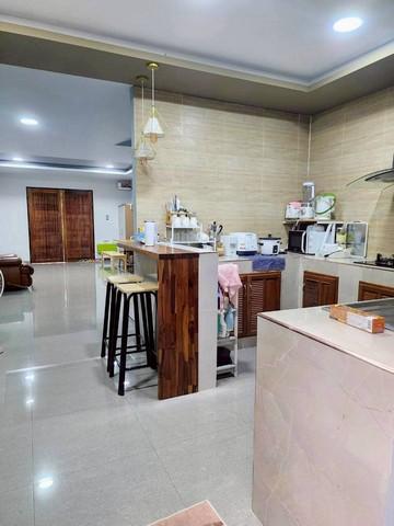 ทาวน์เฮ้าส์ 3 ชั้น บ้านนอกโครงการ ซอยประชาอุทิศ 91 แขวงทุ่งครุ เขตราษฎร์บูรณะ กทม. 8