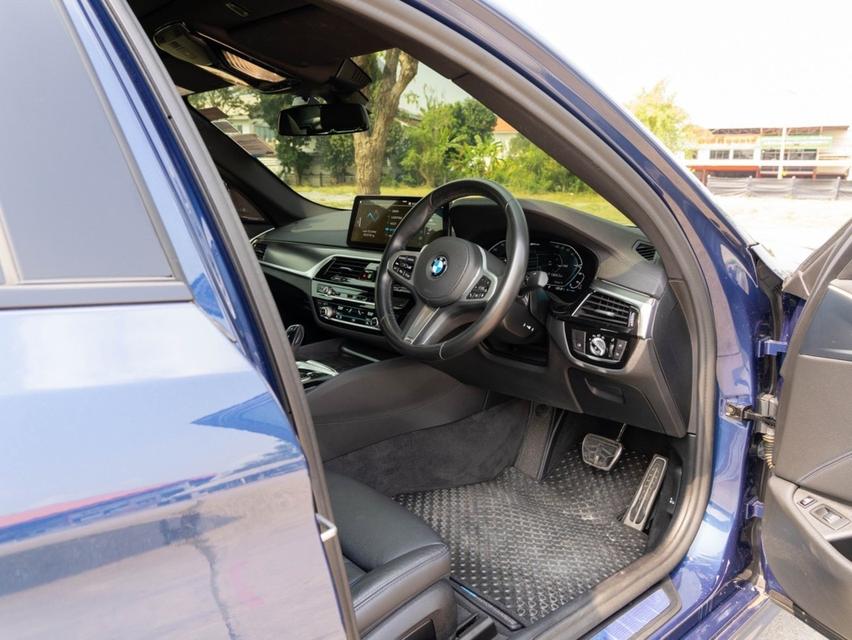 BMW 530e 2.0 M Sport LCI Plug-in Hybrid ปี 2022 เลขไมล์ 13,xxx km.  7