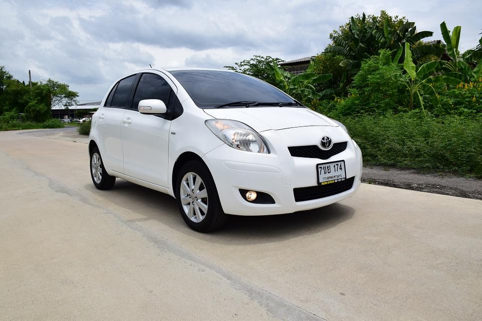 ขายรถบ้านพร้อมใช้ TOYOTA YARIS 1.5E 5ประตู ปี2012 เกียร์ออโต้ แอร์เย็นฉ่ำ เบาะหนัง MP3 ABS AIRBAG กุญแจรีโมท ไฟตัดหมอก ประหยัดน้ำมัน ช่วงล่างแน่นๆ