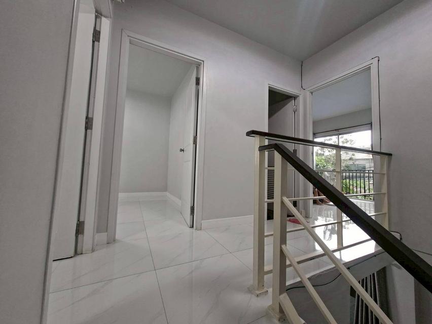 ให้เช่าทาวน์เฮ้าส์ 2 ชั้น The connect 12a กิ่งแก้ว 37 พร้อมอยู่ (N.1916) 12