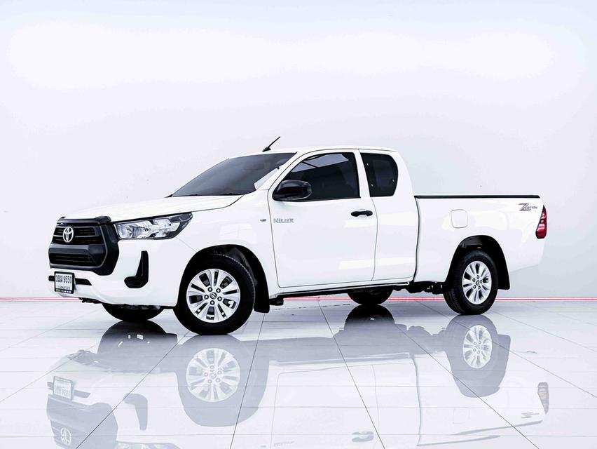 TOYOTA HILUX REVO 2.4 MID Z EDITION SMART CAB ปี2020 สีขาว รูปที่ 2