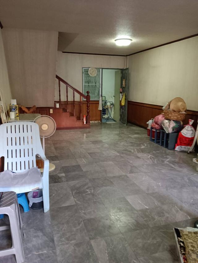 ขายทาวน์เฮ้าส์ 2 ชั้น 7/115 ซอย บุญศิริ 6/10 (ตรงข้ามโรงเรียนนายเรือ) ต.บางเมือง อ.เมือง จ.สมุทรปราการ 3