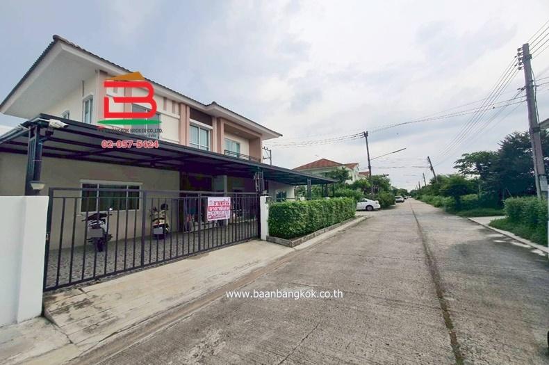 บ้านเดี่ยว หมู่บ้าน บุรีรมย์ คลอง 4 เนื้อที่ 63 ตรว. ใกล้รร.บีคอนเฮาส์ แย้มสอาดรังสิต ถนนไสวประชาราษฎร์ ตำบลลาดสวาย อำเภอลำลูกกา จังหวัดปทุมธานี